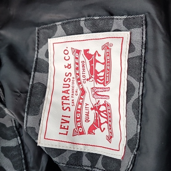 XL Levi's Lined grey black leopard belted jacket - Picture 7 of 7